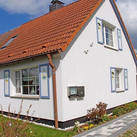 Ferienwohnanlage Bruckner Lägenhet Rostock Exteriör bild